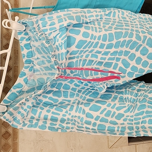 ๐ฉต VICTORIA'S SECRET Flannel Light Blue ANIMAL Pajama Set ๐ฉต - Picture 2 of 13